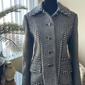 Elegant Gray Herringbone Women's Coat